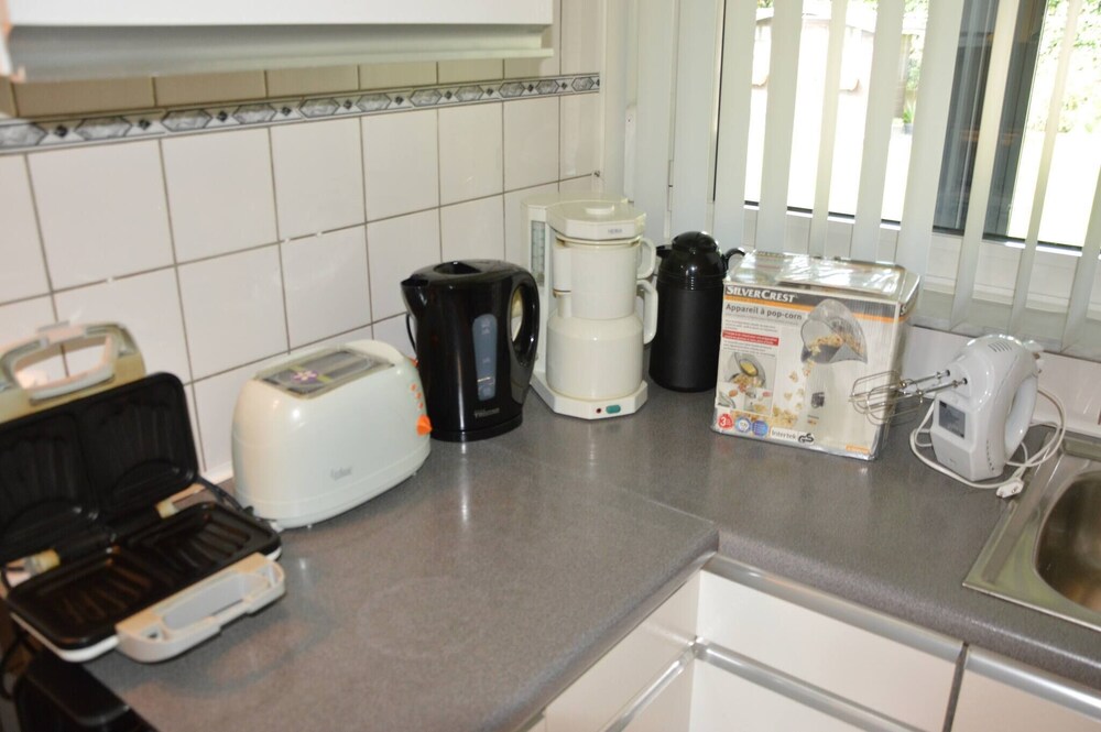 Charming Belgian Getaway, Vakantiewoning in Oudsbergen - 3 Bedrooms & Garden