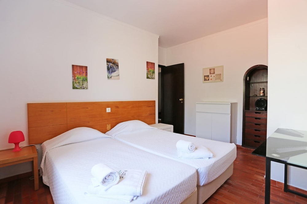 V 03 - Apartment 3 in Seacliff Albufeira