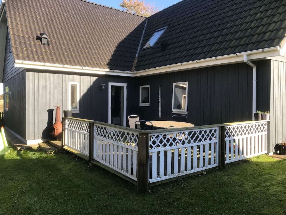 6 Person Holiday Home in Snedsted