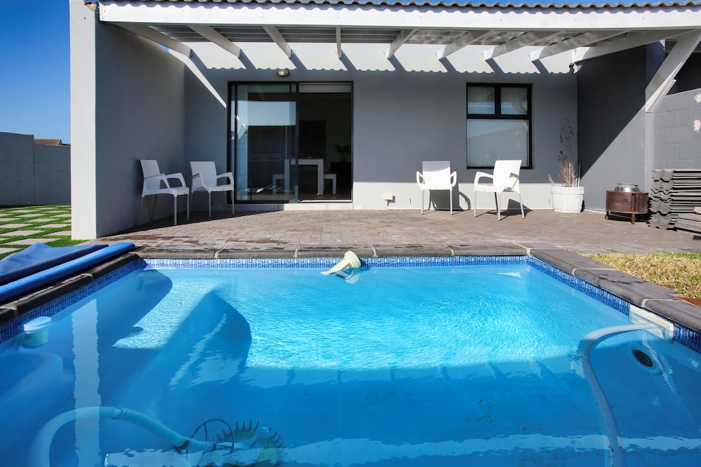 Casa Be Langebaan 6-Sleeper