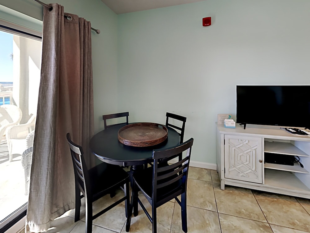 Tradewinds by Southern Vacation Rentals