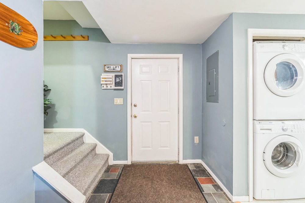 Cloud 50g - The Ultimate Adirondack Experience 3 Bedroom Townhouse by The Summit at Gore Mountain