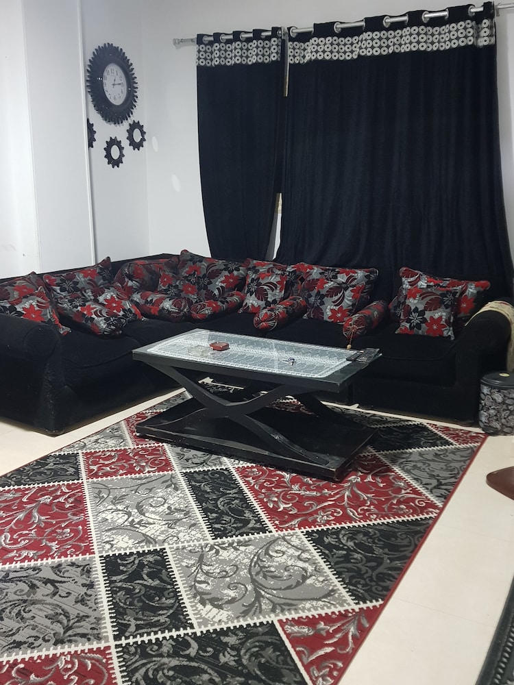 Photo 32