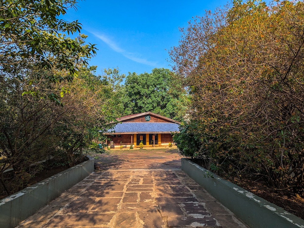 Syna Jungle Resort - Shahdar