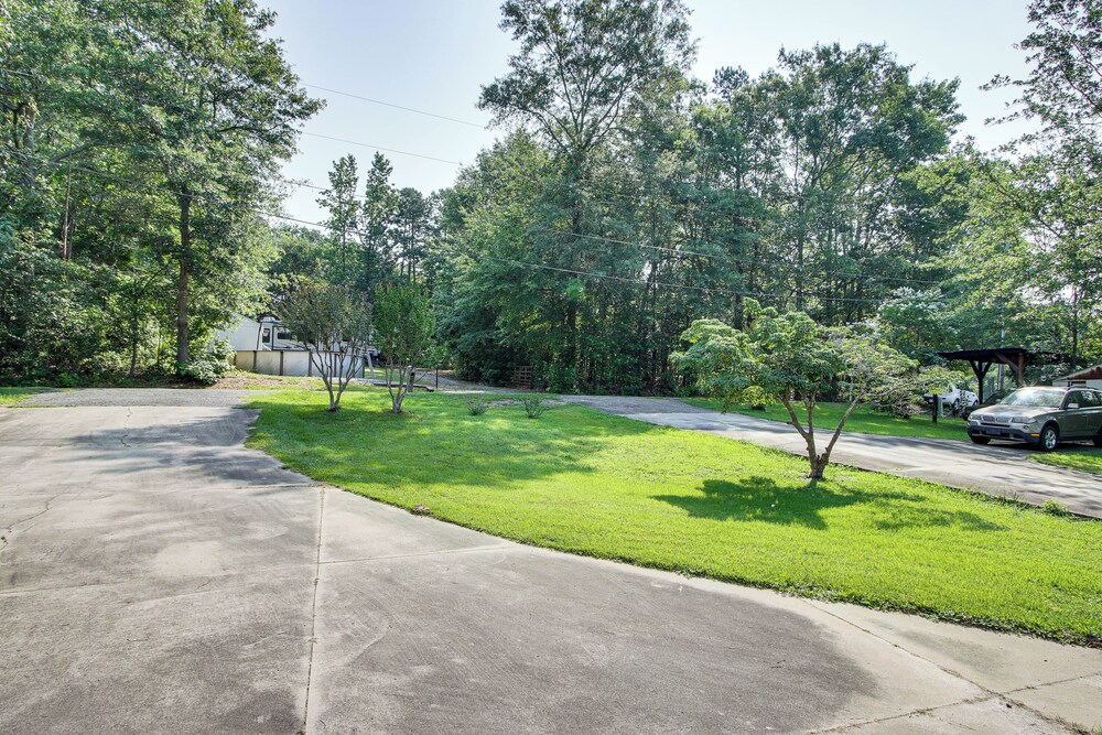 < 1 Mi to Marina: Fair Play Home on Lake Hartwell