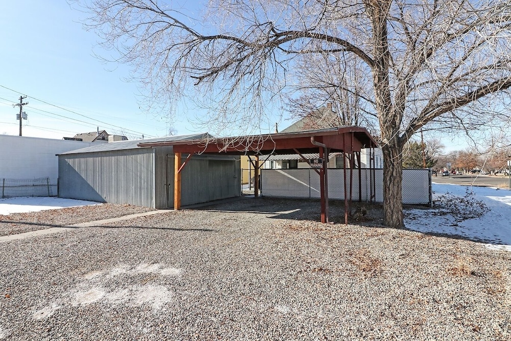 Vintage Parlor 2 Bedroom Home