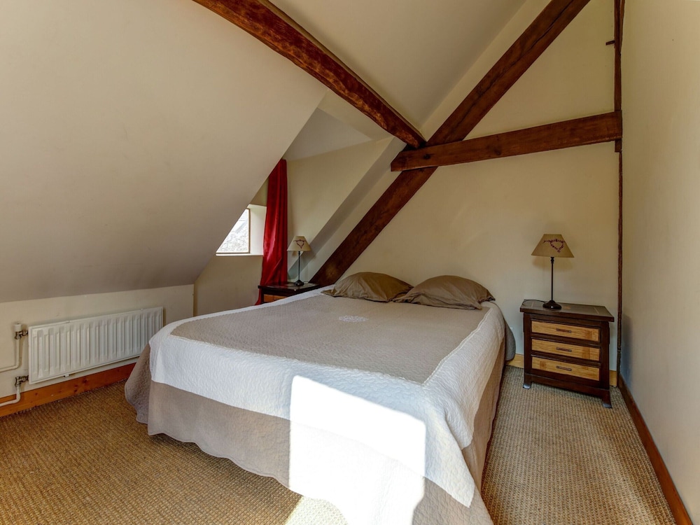 Pleasant Holiday Home in Raizeux With Garden view 5