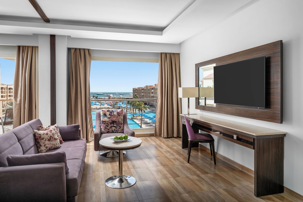 Pickalbatros White Beach Resort - Hurghada