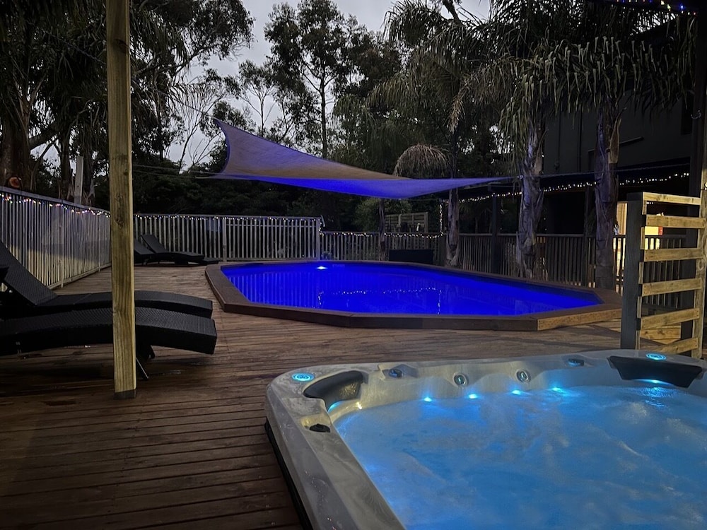 Elk Estate