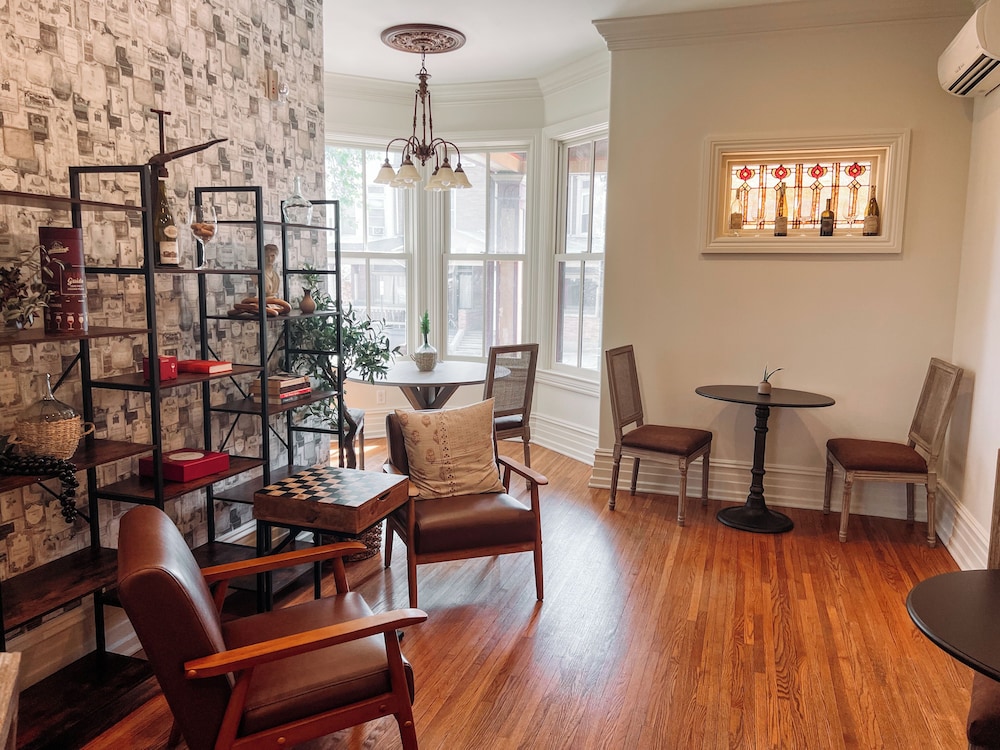 Vintner's Inn by Folino Estate Winery