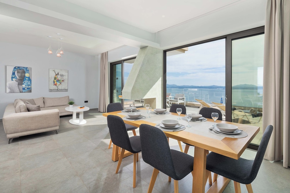 Villa Ouranos by WhiteDream Villas