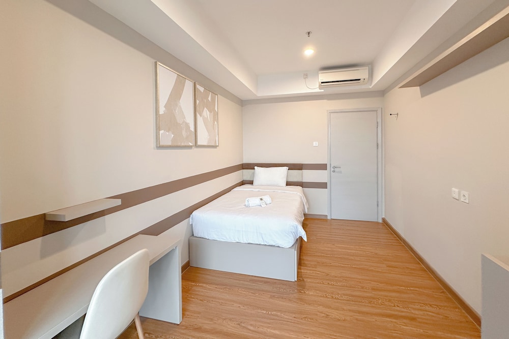 New Contemporary 2Br At Grand Sungkono Lagoon Apartment