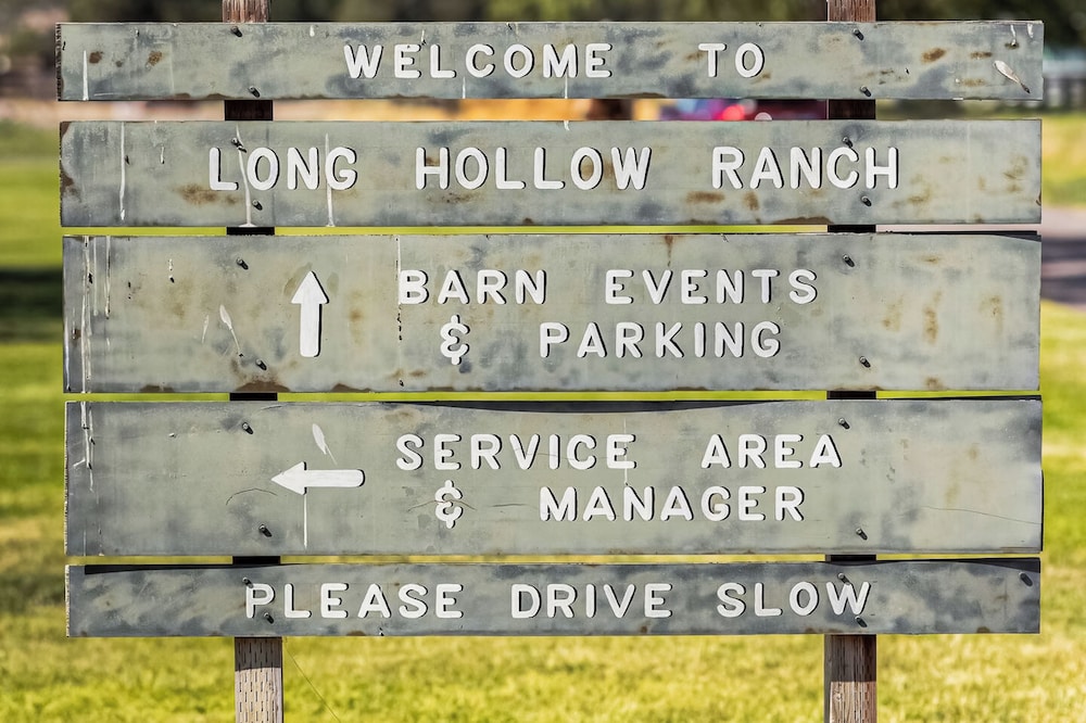 1 BR Bunk House on Long Hollow Ranch, Dog Friendly