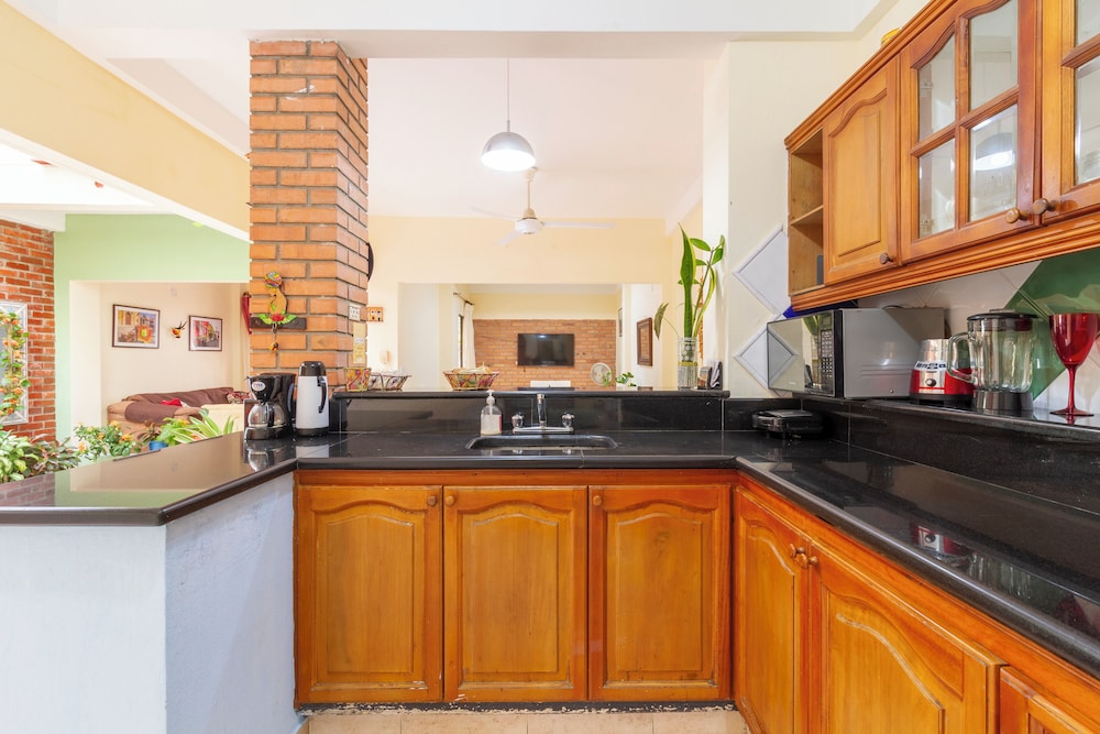Hostal Cartagonova