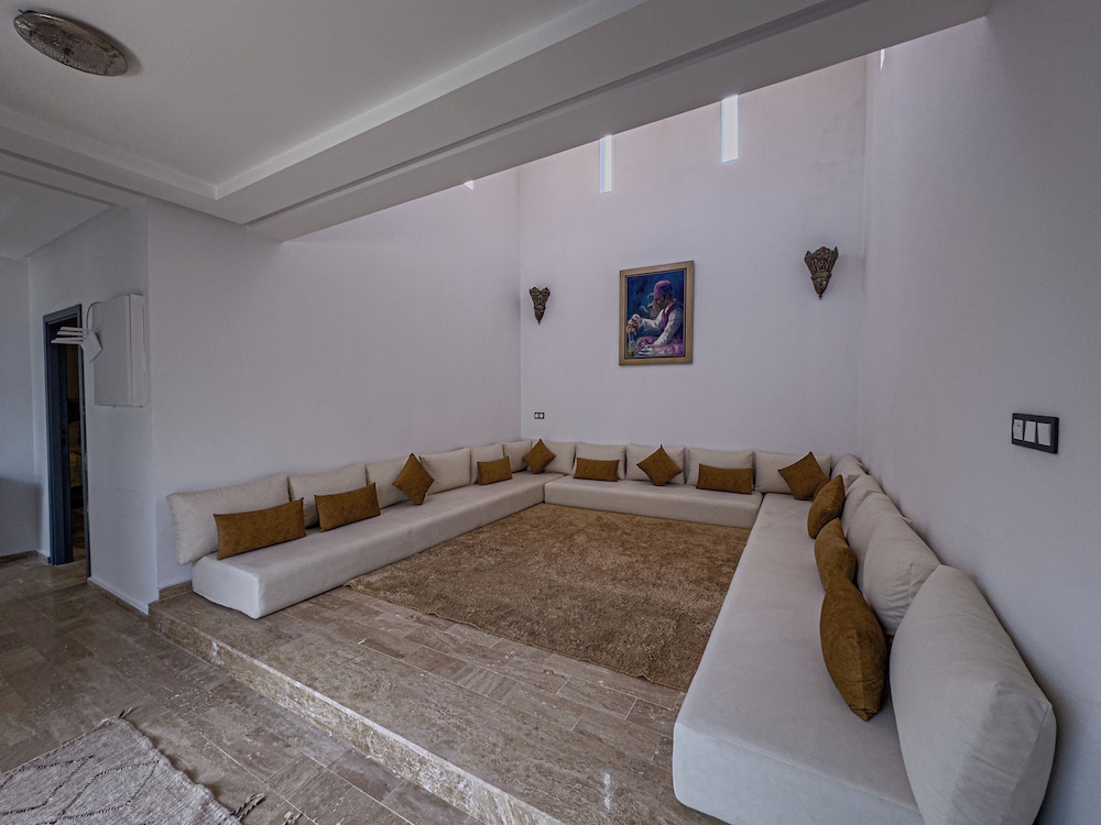 Riad Tonaroz Gold