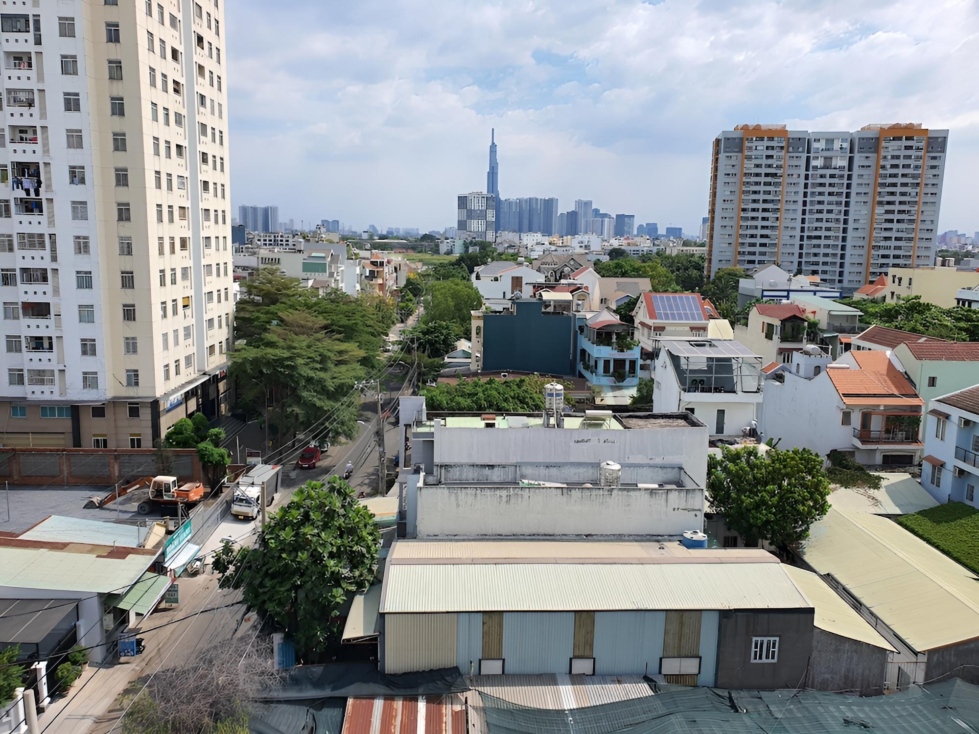 The Six Hotel - Hoang Long Son 3