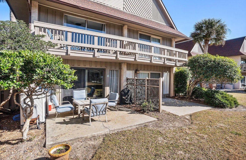 322 Capt John Fripp Villa - Oceanview Retreat on Fripp Island