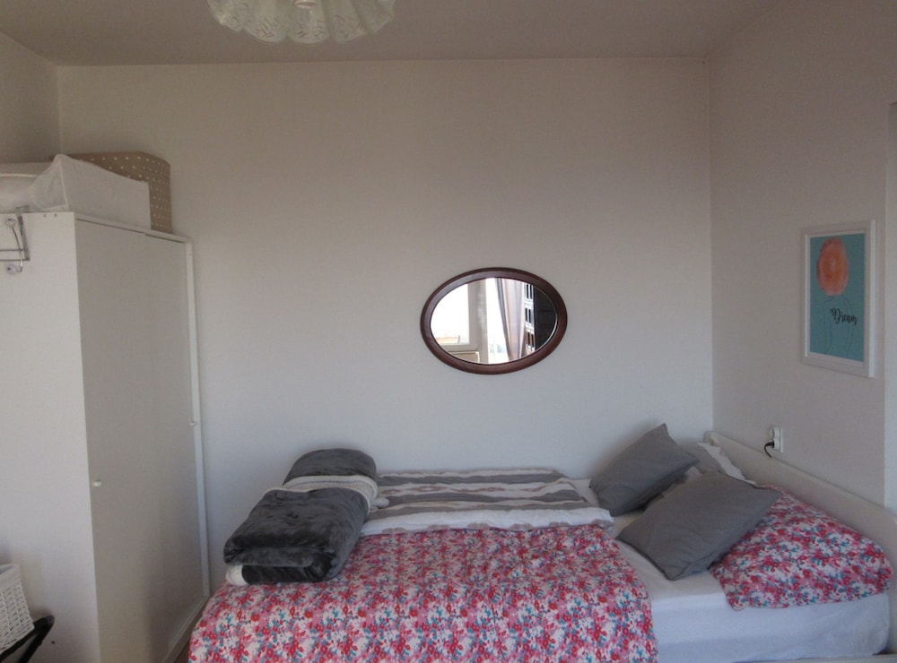 Plesivica Hillside Holiday Home With Hot -tub