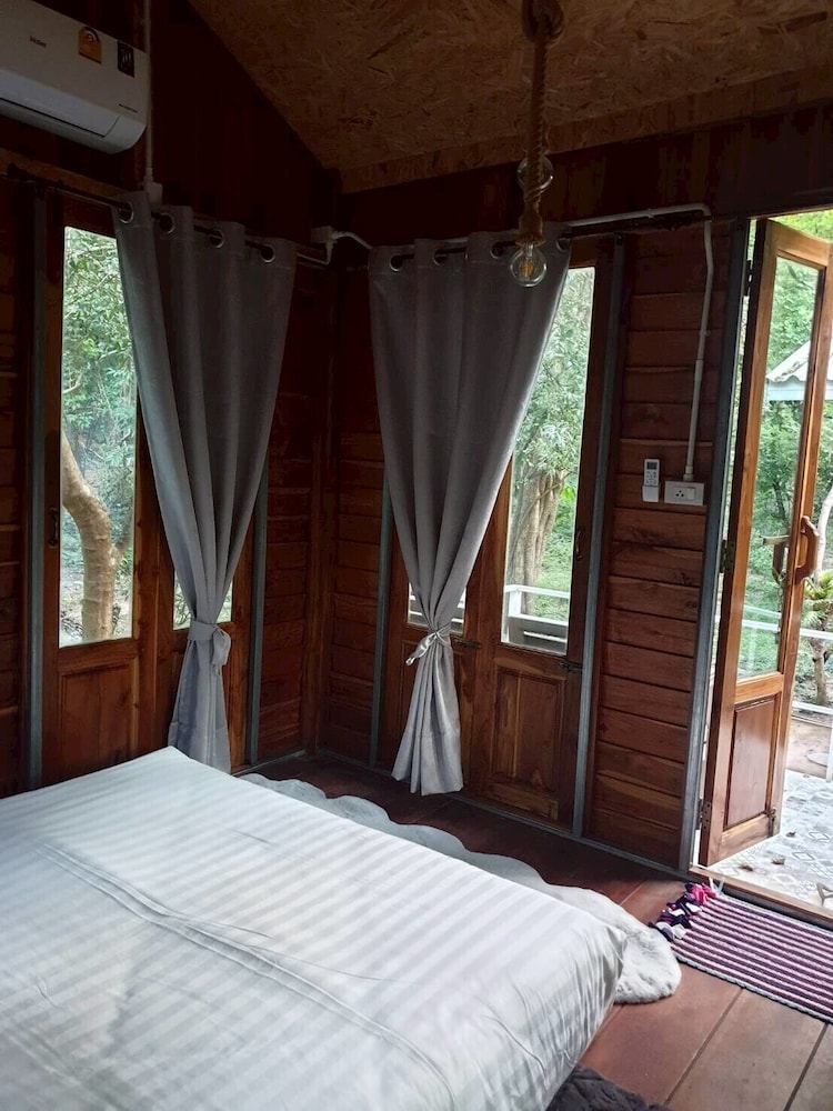 Phawaeng Resort
