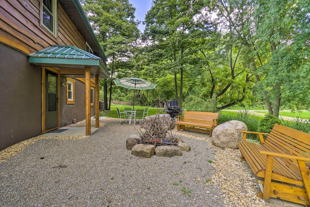 Updated Buckeye Lake Retreat w/ Game Room! view 2