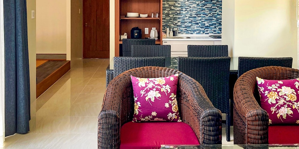 villa LIFE INDAH sumuide