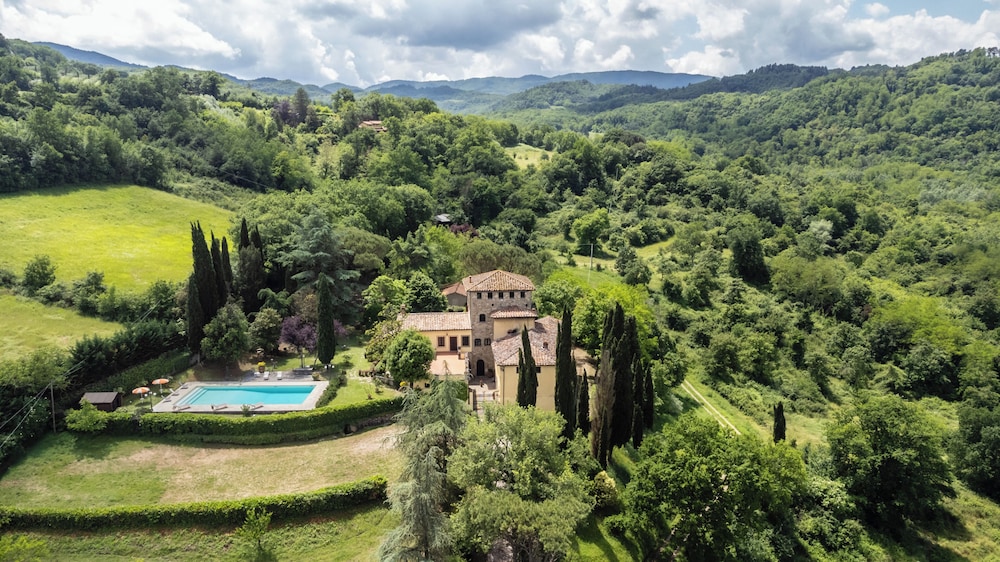 Castello Uliveta