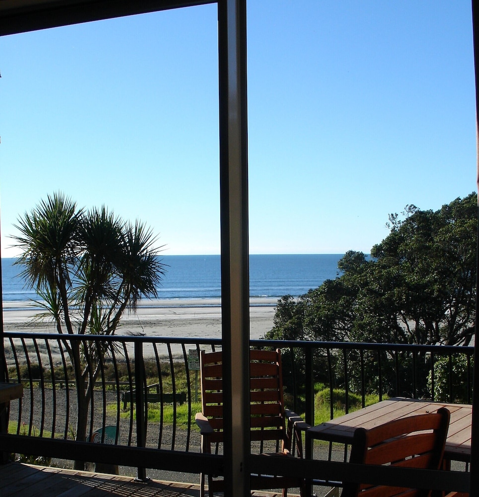 Ohiwa Beach Apartments Motel