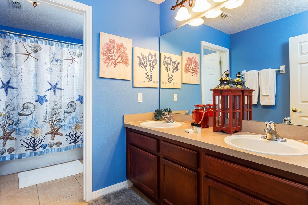 Acadia Estates 8017 - Image 5