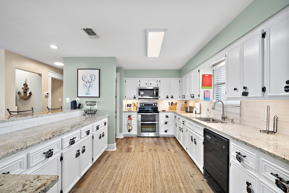 Bay Vista by Ryson Vacation Rentals