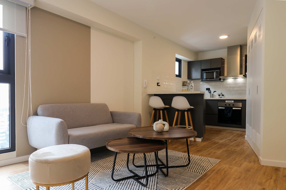 w Engaging Loft in the Heart of San Isidro