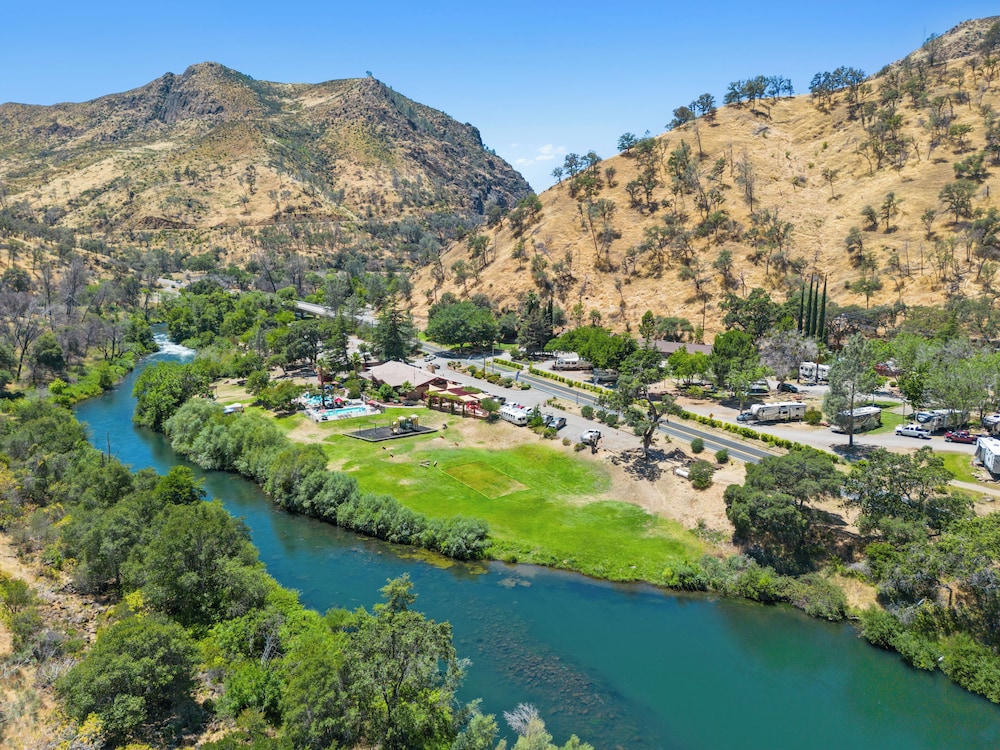Canyon Creek Resort