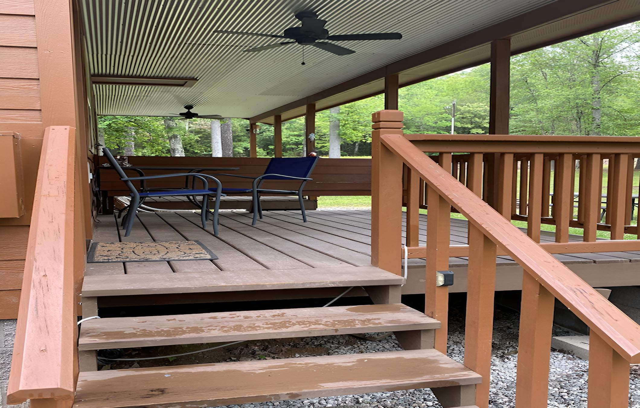 Little Tracks Cabins