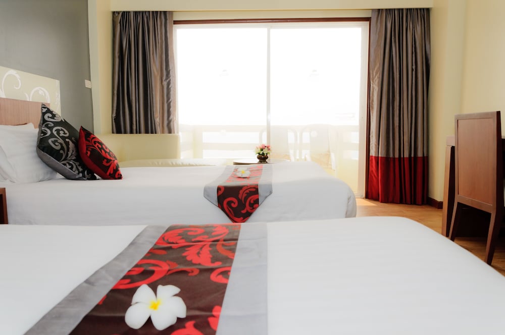 GRAND JOMTIEN PALACE HOTEL