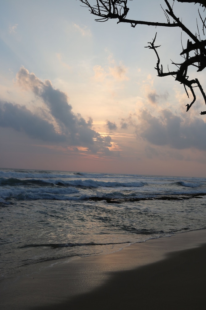 The Villa Sea Breeze