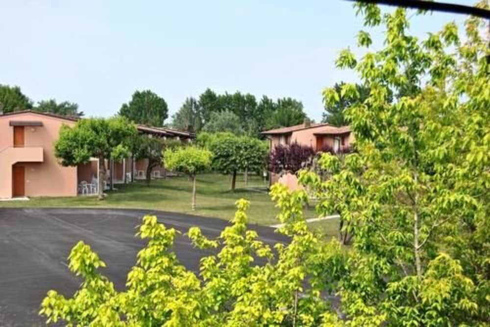 Residence Villaggio Tiglio