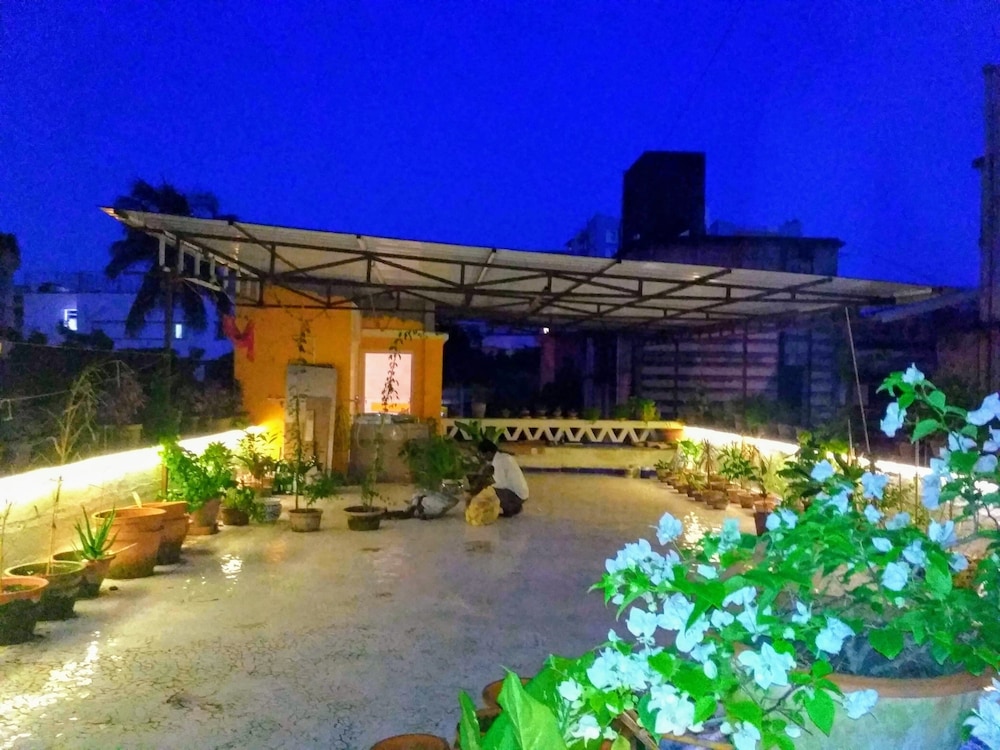 5/4 - Calcutta's freshest BnB