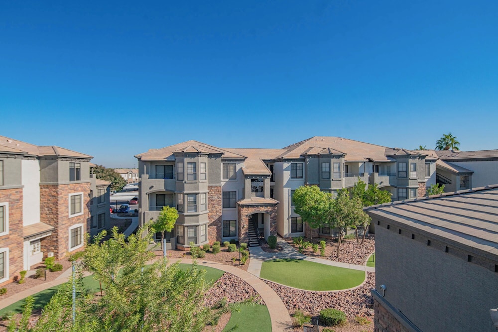 ROVE LIVING/KB - Zone