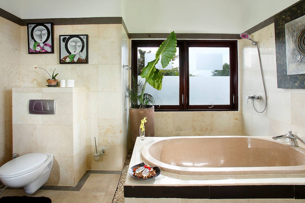 Villa L'Orange Bali