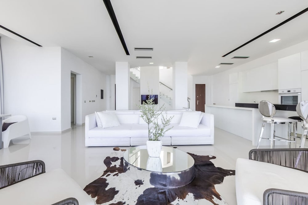 Villa Belle Azure in Gjilek