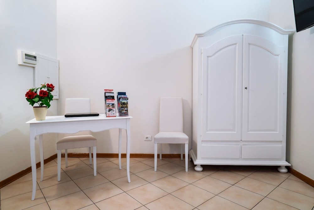 Live Florence Guesthouse