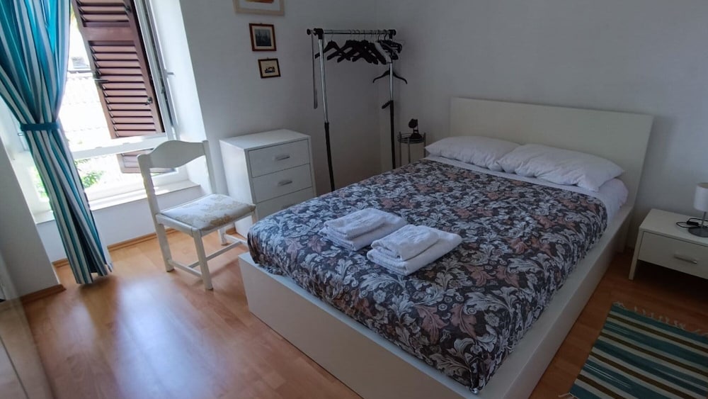 Luxury apartment Ivone with balcony