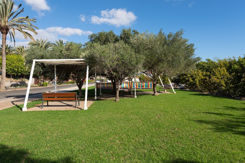 Apartment in Pasito Blanco Near Private Beach