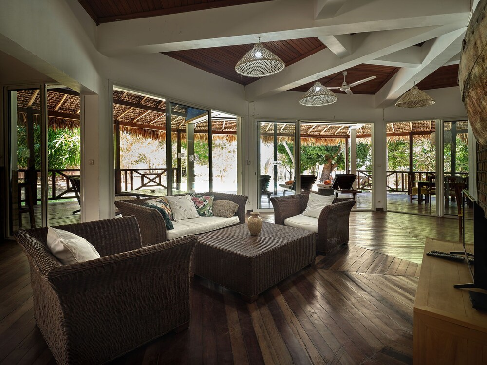 Antsanitia Resort