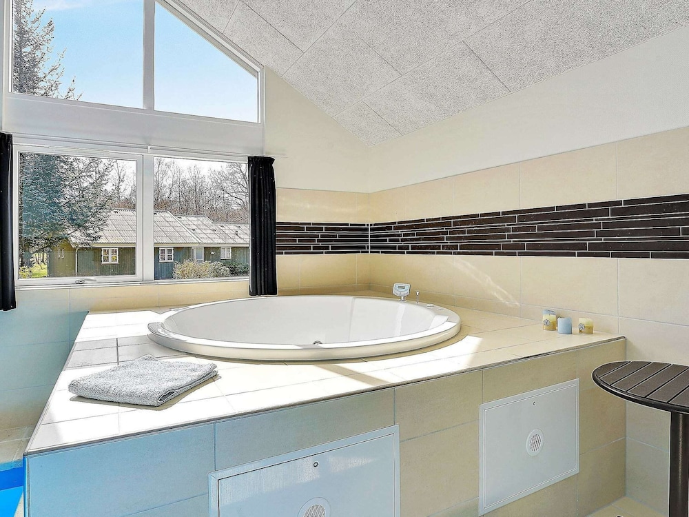 Luxury Pool Retreat Udsholt - By Traum Ferienwohnungen view 3