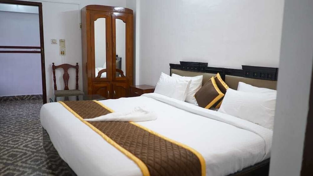 Pournami Inn