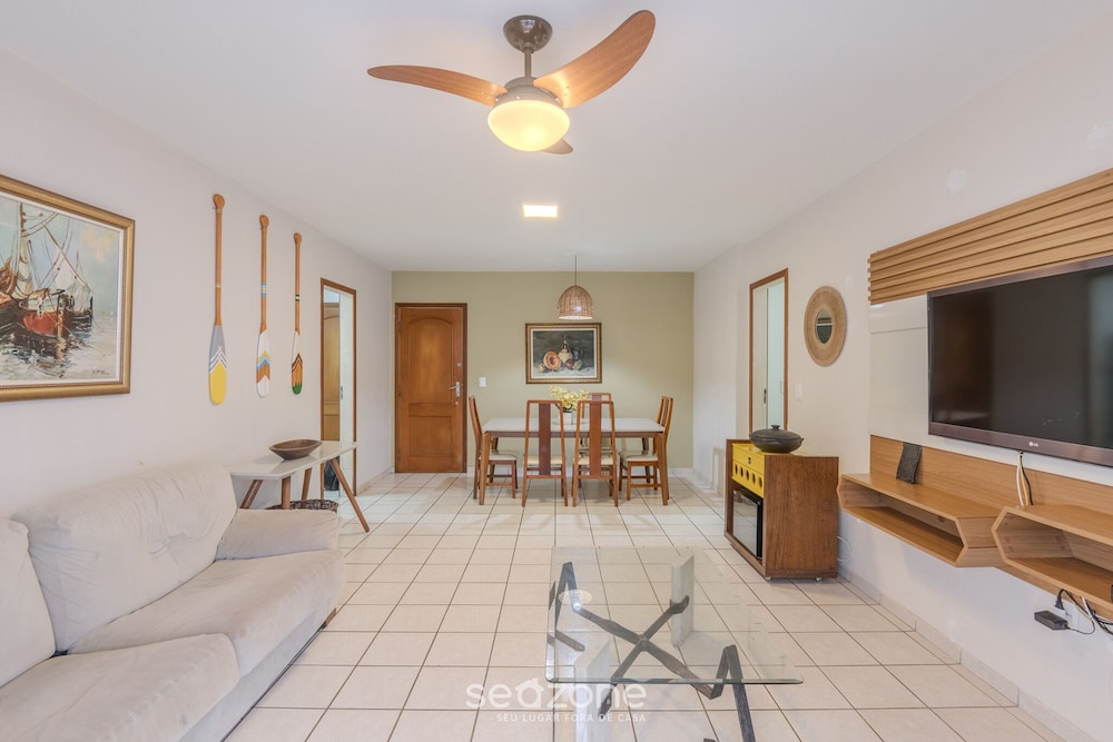 Apartment in a Condominium on the Sand - Efe0803