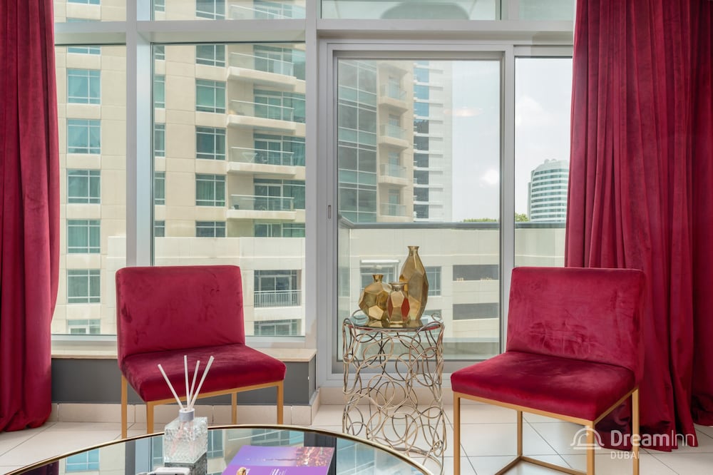 Dream Inn Dubai Apartments - Burj Views