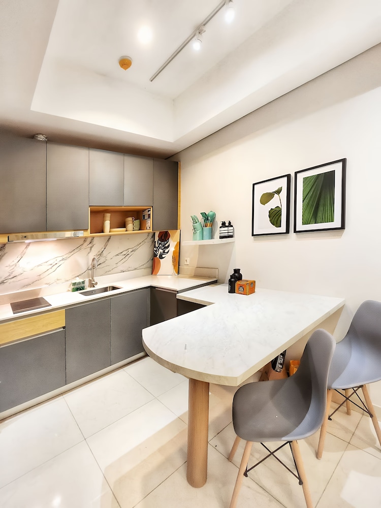 Staysanliving - Taman Anggrek Residence