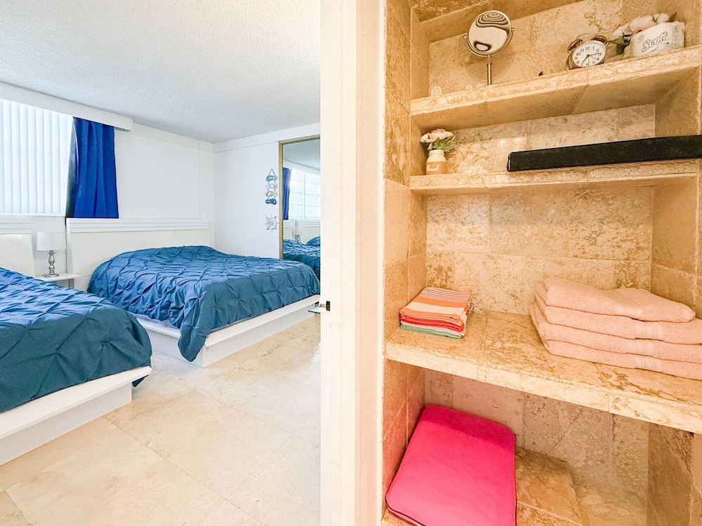 Heated Pools Beach Your Ideal Hollywood Stay