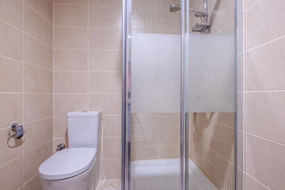 Charming Flat With City View in Atasehir
